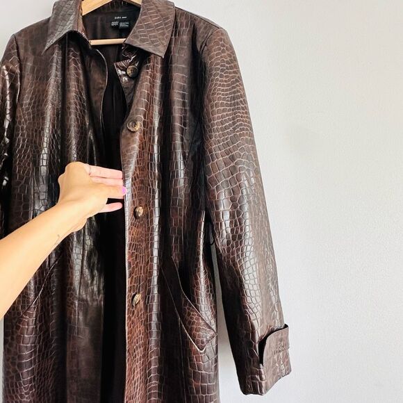 Vintage 90s Y2K ZARA Woman Crocodile Print Trench Coat Brown Alligator Embossed - Picture 3 of 10